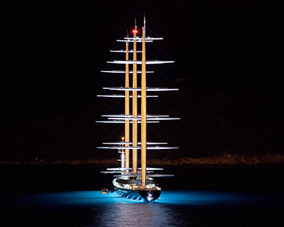 The Maltese Falcon (taken at 6400 ISO)